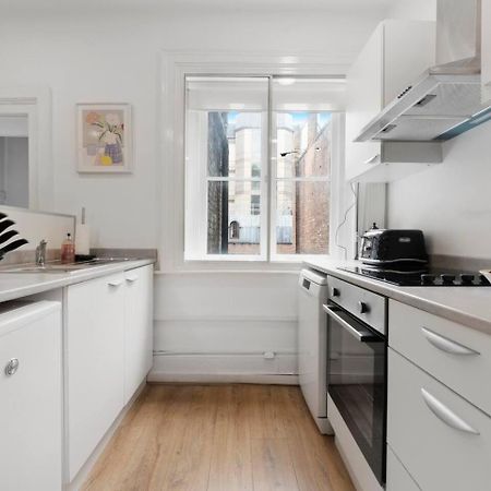 2 Bed Piccadilly Apartment 3 London Exterior photo