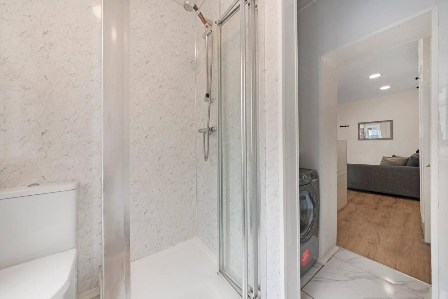 2 Bed Piccadilly Apartment 3 London Exterior photo